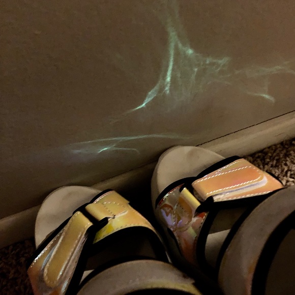 NWT Lightweight neon air sneaker 8 wedge open toe - Picture 8 of 8